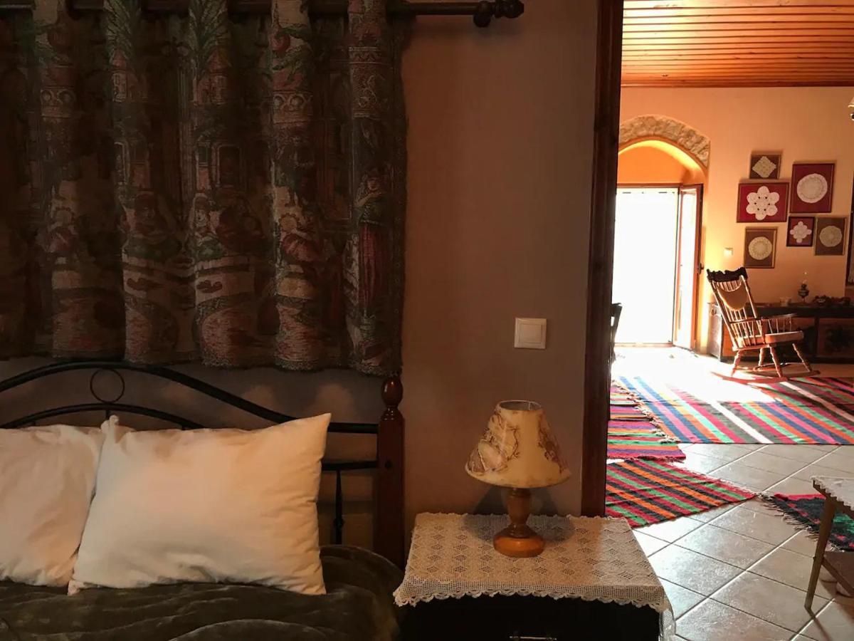 Sophia'S Stone House Apartment Dimitsana Luaran gambar